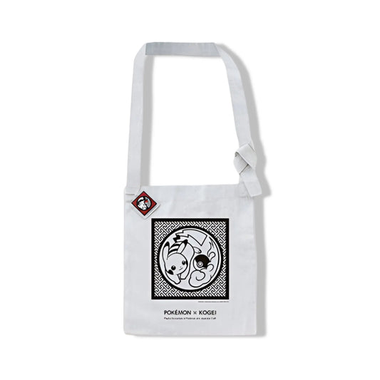 Pochette logo de l’exposition - Pokémon x Kogei - Grise Omikuji